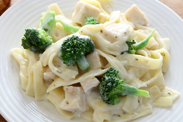 Chicken Broccoli Alfredo